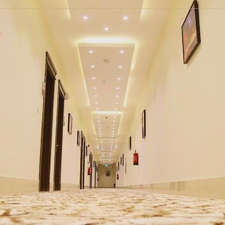Arcadia Hotel Suites Yarmouk Rijád Kültér fotó